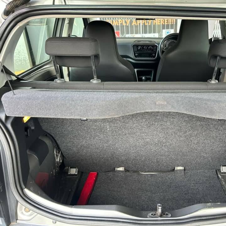 2019 Volkswagen Take Up 1.0 5DR photo